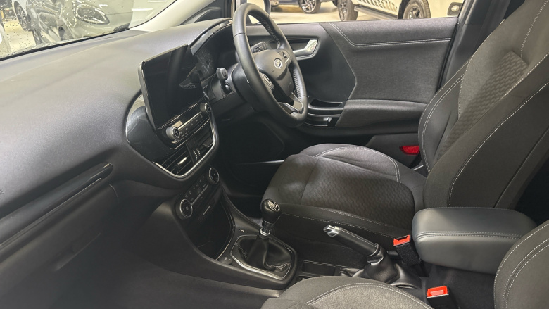 Ford Puma 1.0 EcoBoost Hybrid mHEV Titanium 5dr Petrol Hatchback